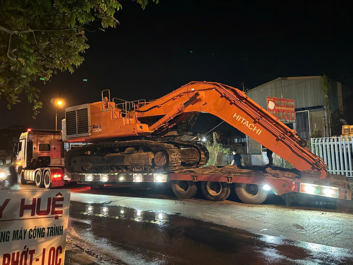 z7250061514561_97b391042db85f1a2311d2fbb905f2ad